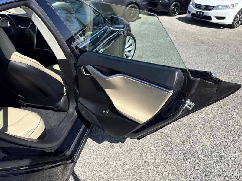 2012 Tesla Model S Performance