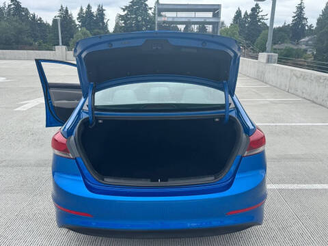 2018 Hyundai Elantra