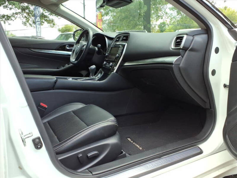 2023 Nissan Maxima 3.5 SV