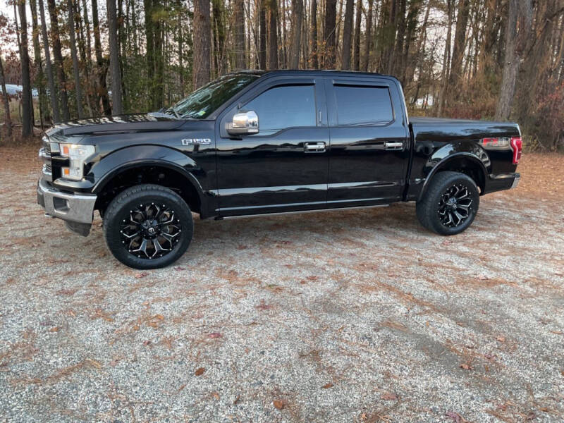 2016 Ford F-150 Lariat photo 16