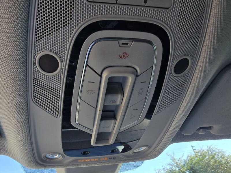 2018 Audi Q5 2.0T quattro Premium Plus