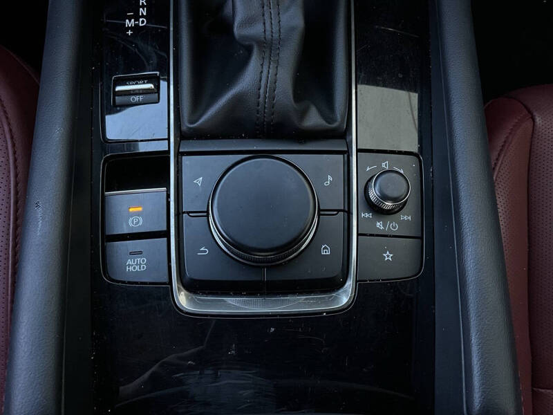 2025 Mazda Mazda3 Sedan 2.5 S Carbon Edition