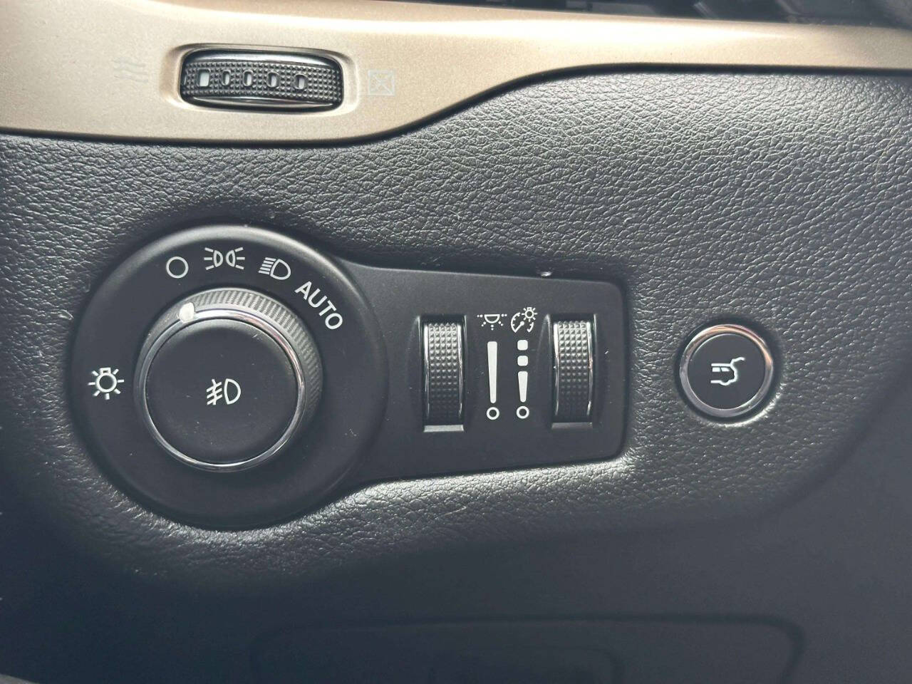 JeepCherokee30