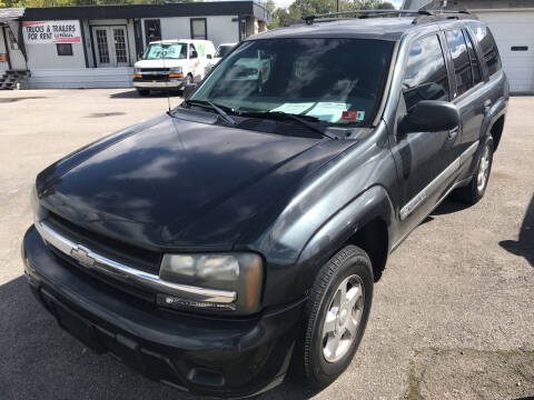 2003 Chevrolet TrailBlazer for sale at RACEN AUTO SALES LLC in Buckhannon WV