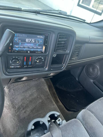 2005 GMC Sierra 1500 Work Truck