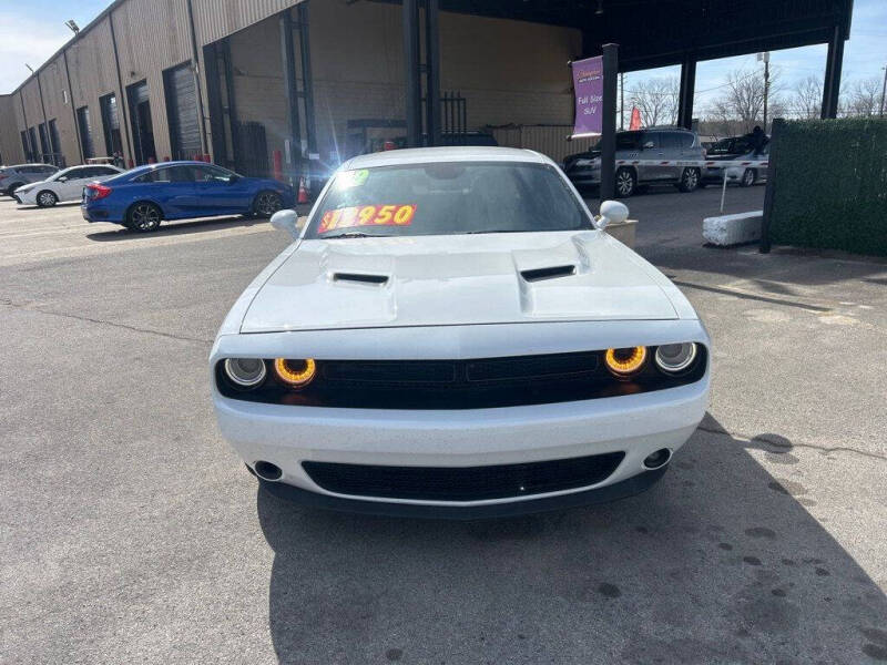 2019 Dodge Challenger SXT