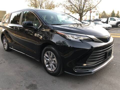 2022 Toyota Sienna for sale at Pleasant Auto Group in Chantilly VA