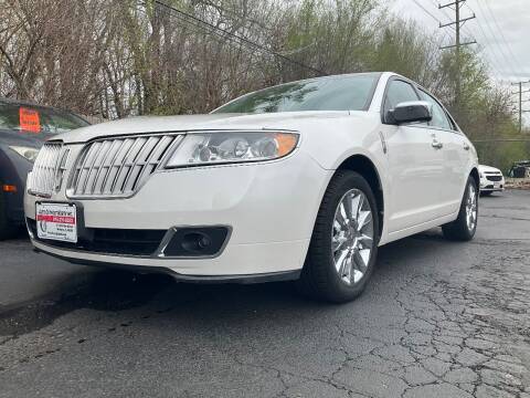2010 Lincoln MKZ for sale at Auto Outpost-North, Inc. in McHenry IL