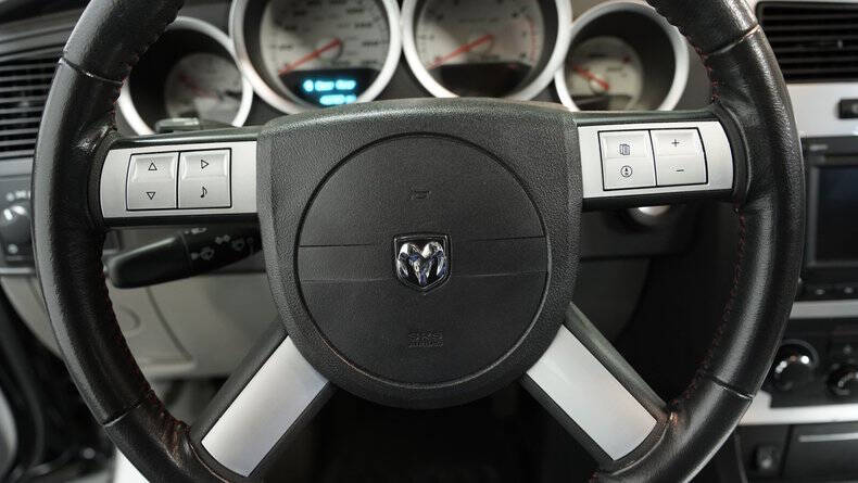 2006 Dodge Magnum SRT-8