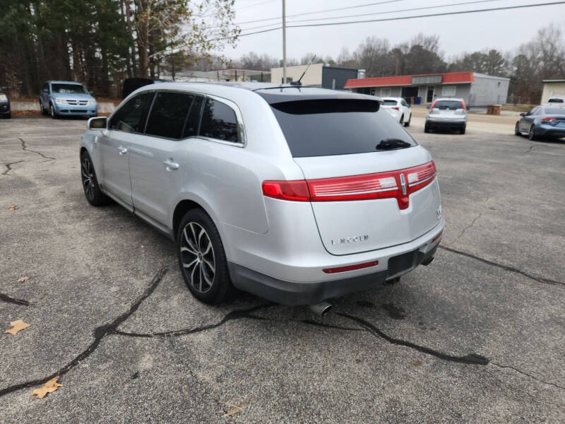 2010 Lincoln MKT EcoBoost