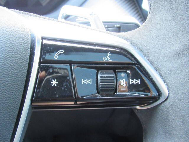 2024 Audi e-tron GT quattro Premium Plus