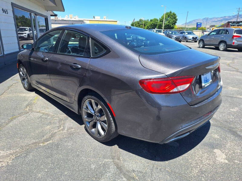 2015 Chrysler 200 S