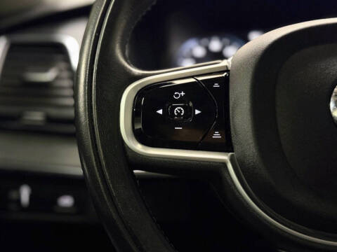 2020 Volvo XC90 T5 Momentum