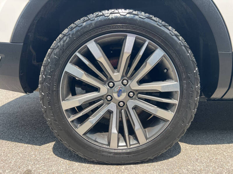 2018 Ford Explorer Platinum