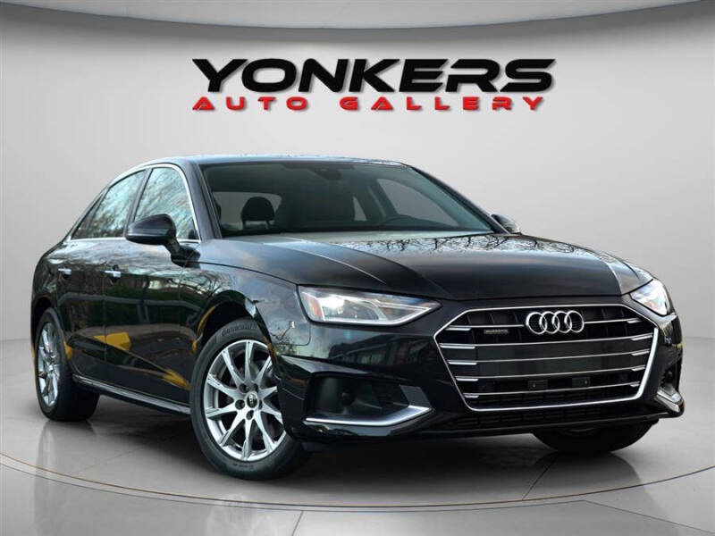 2022 Audi A4 quattro Premium 40 TFSI