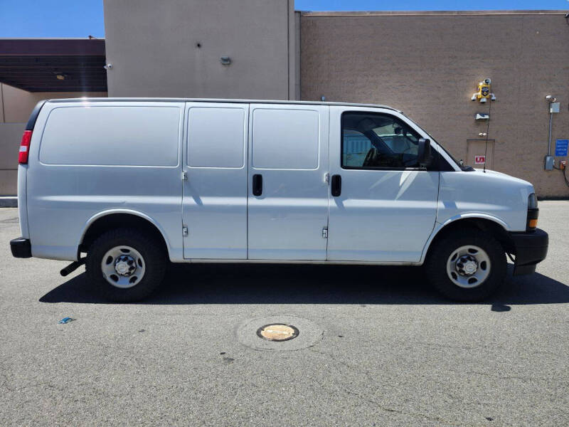 2019 Chevrolet Express 2500