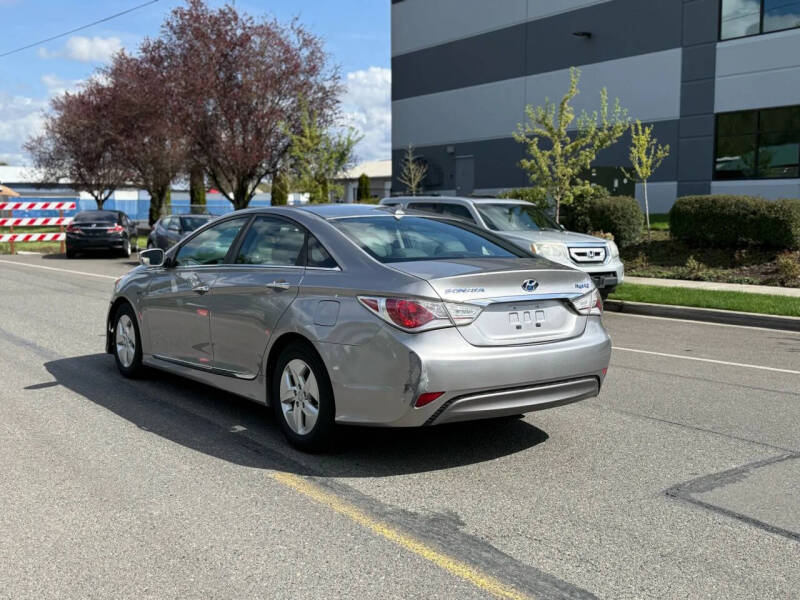 2012 Hyundai Sonata Hybrid