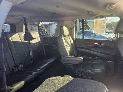 2017 Cadillac Escalade ESV Luxury