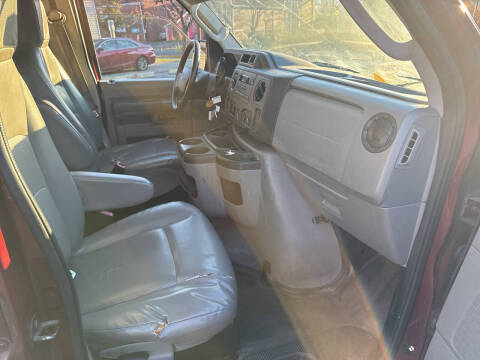 2010 Ford E-Series E-250