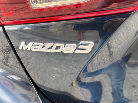 2015 Mazda MAZDA3 i SV