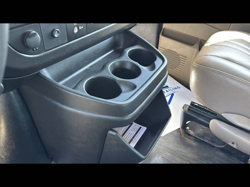 2022 Chevrolet Express 2500