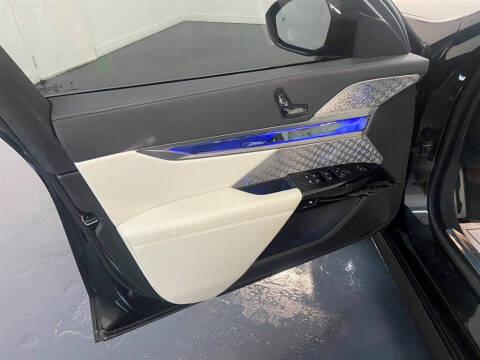 2023 BMW 7 Series 760i xDrive