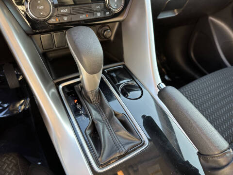 2020 Mitsubishi Eclipse Cross ES