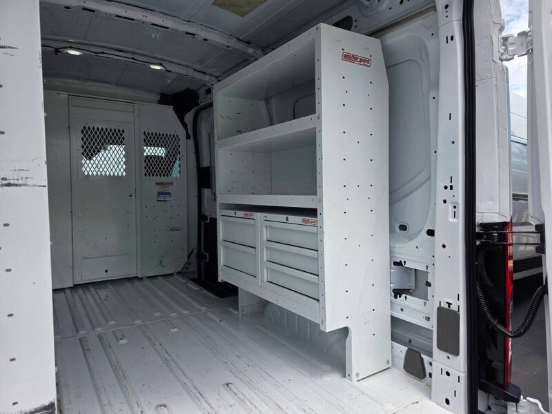 2023 Ford Transit 250