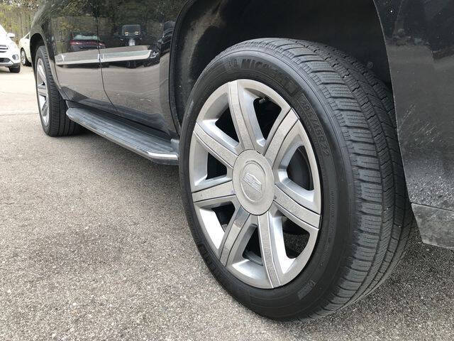 2017 Cadillac Escalade Luxury