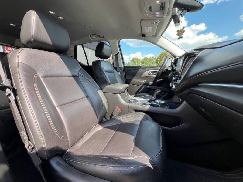 2019 Chevrolet Traverse RS