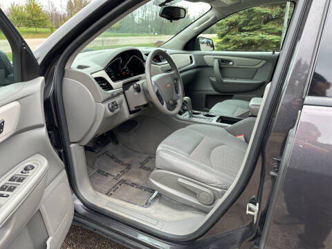 2017 Chevrolet Traverse LS