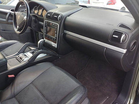 2009 Porsche Cayenne GTS Tiptronic
