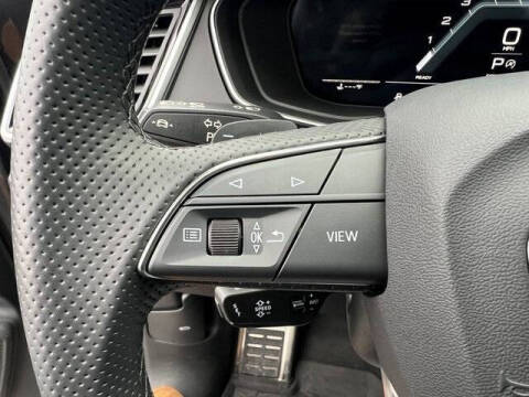 2025 Audi SQ5 3.0T quattro Premium Plus