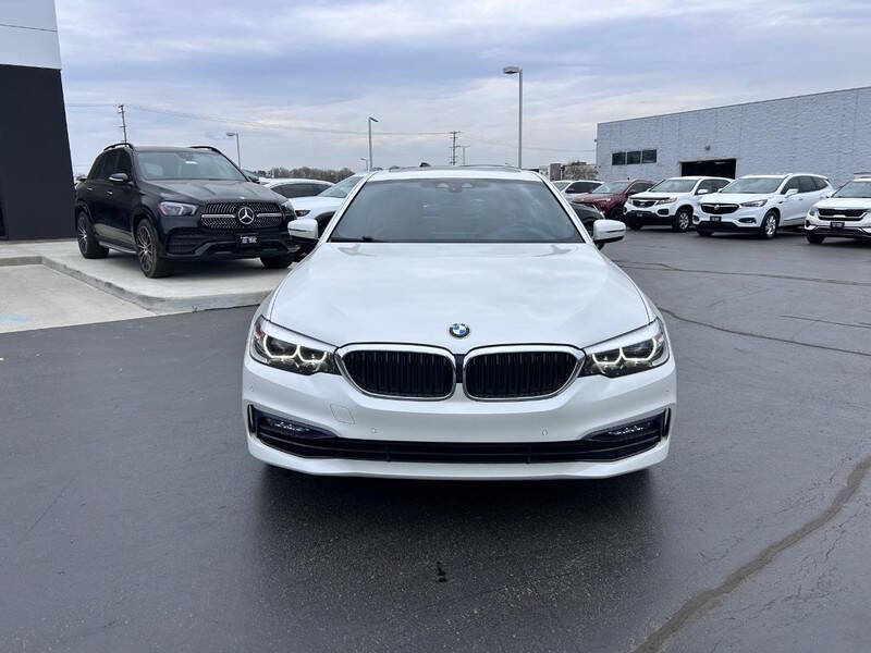 Used 2018 BMW 5 Series 540i with VIN WBAJE7C54JG891292 for sale in Cape Girardeau, MO