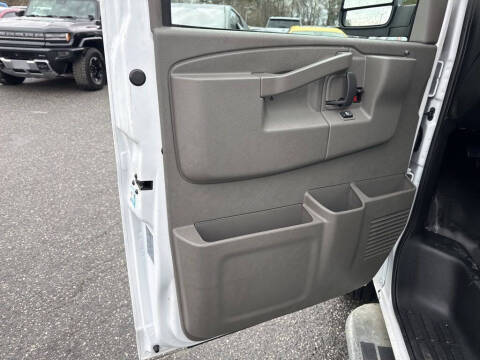 2024 Chevrolet Express 2500