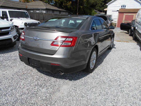 2014 Ford Taurus SEL