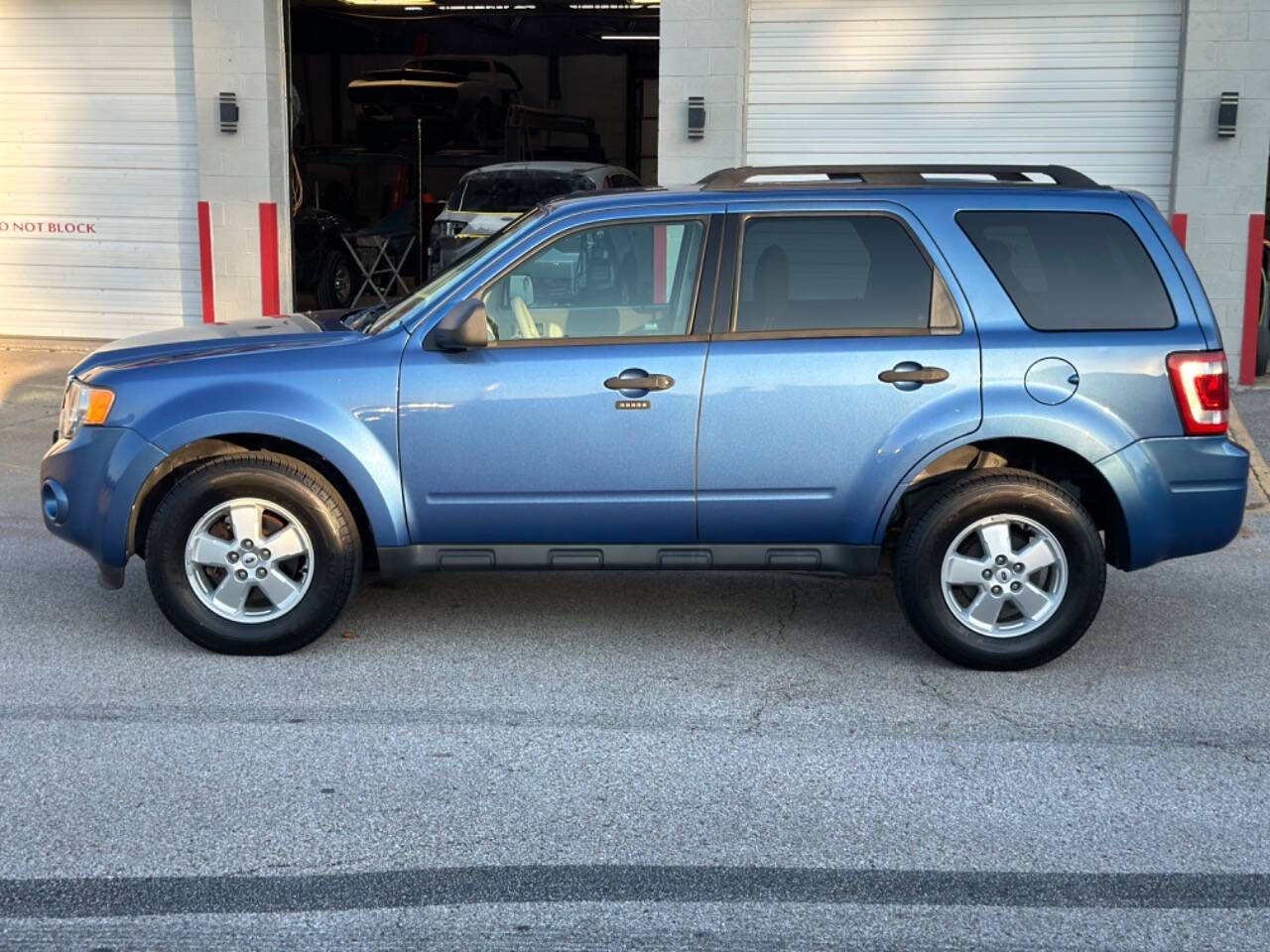 2009 Ford Escape for sale at Motorcars LTD in O'fallon, MO