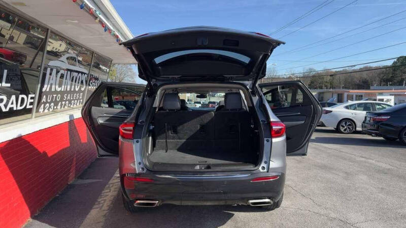 2020 Buick Enclave Essence