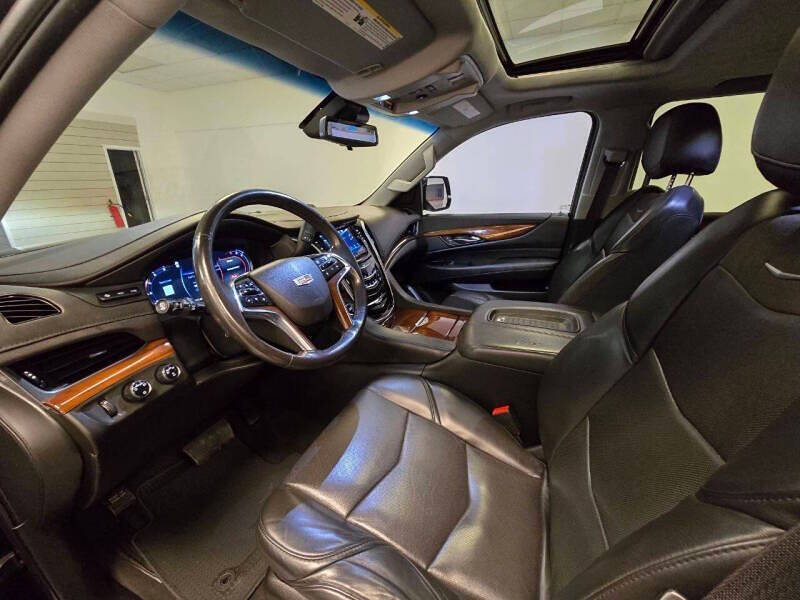 2020 Cadillac Escalade Luxury