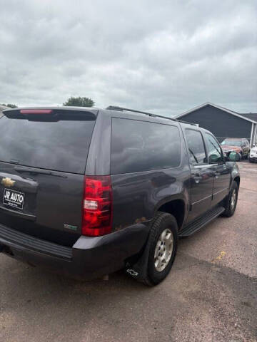 2010 Chevrolet Suburban LS