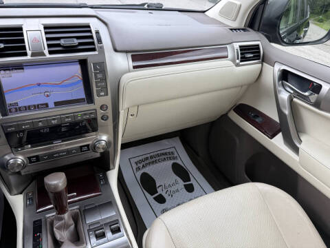 2017 Lexus GX 460