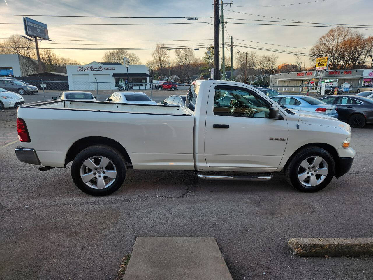 2009 Dodge Ram 1500 for sale at Green Ride LLC in NASHVILLE, TN