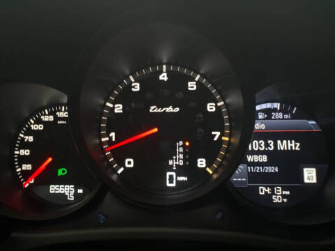 2015 Porsche Macan Turbo