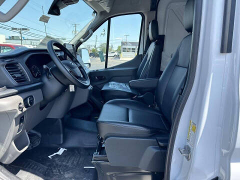 2023 Ford E-Transit