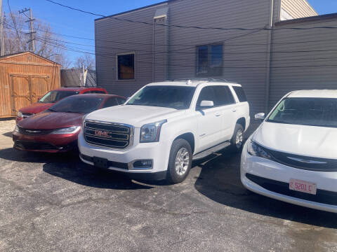 2016 GMC Yukon for sale at RT Auto Center in Quincy IL