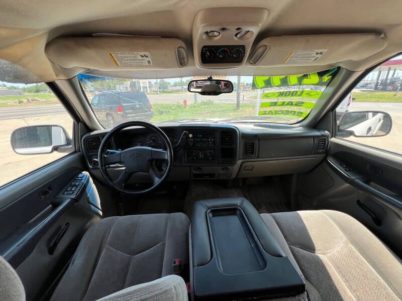 2003 Chevrolet Tahoe LS