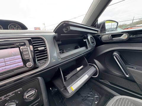 2013 Volkswagen Beetle Turbo Fender Edition