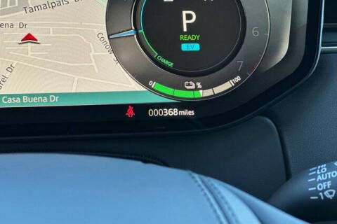 2025 Land Rover Range Rover P550e Autobiography