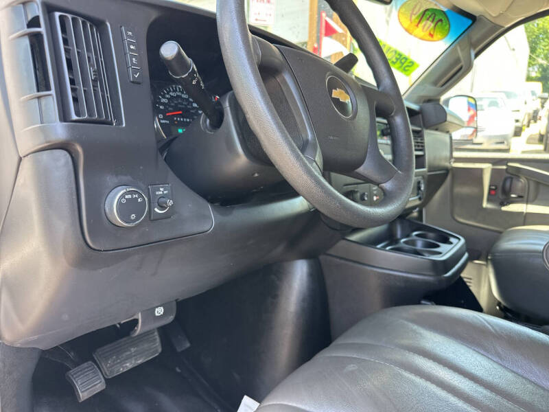 2019 Chevrolet Express 2500