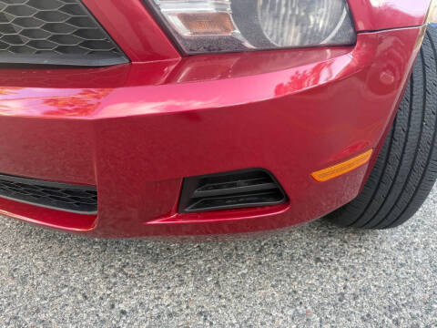 2010 Ford Mustang V6